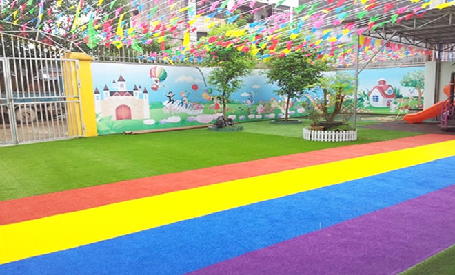 暢優幼兒園人造草坪批發定制施工方案
