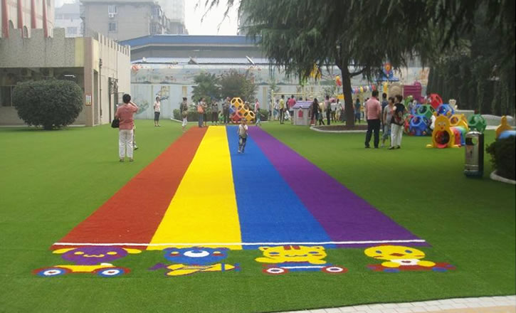 人造草坪每平米價(jià)格需要多少錢一平？