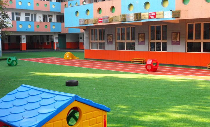 幼兒園人造草坪多少錢一平方？