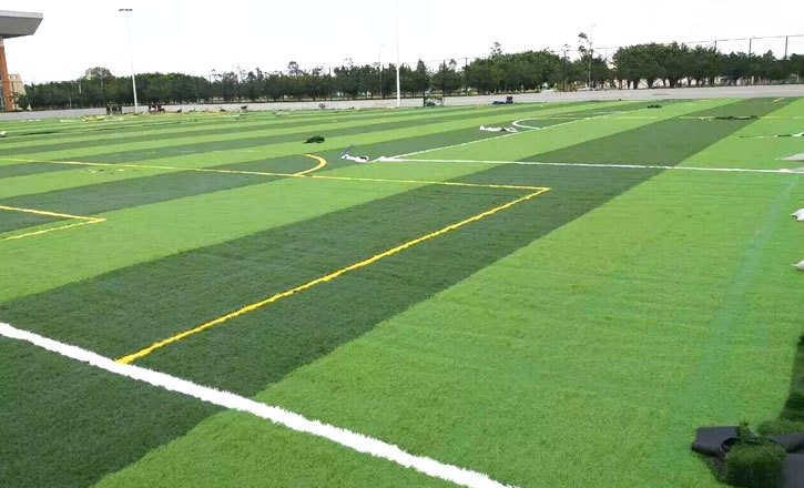 足球場重慶人造草坪批發(fā)廠家價(jià)格